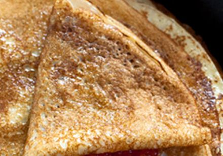 Crispy Breton Crêpes with Oranges and Spices