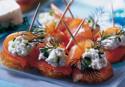 Smoked Salmon Toasts with 0% Fromage Frais