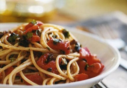 Spicy Sicilian-Style Spaghetti