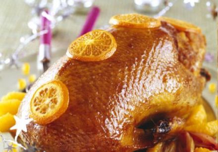 Duckling stuffed with clementines