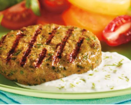 Barbequed Curried Chicken Burgers with Yogurt Sauce