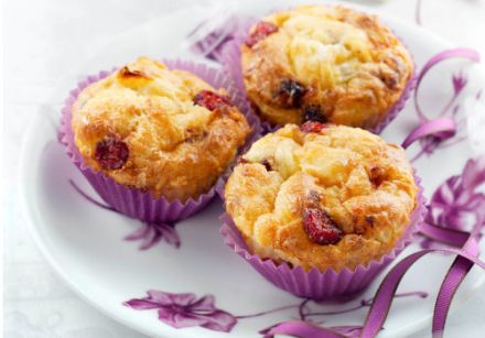 Apple, dried fruits and Boursault Muffins