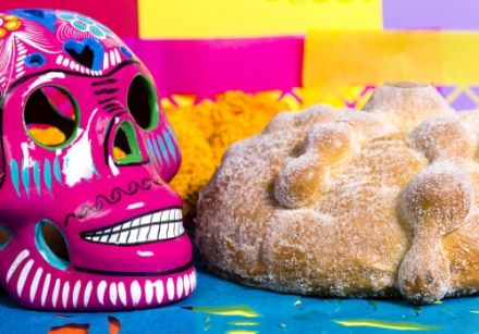 Pan de Muerto / Mexican Bread of the Dead