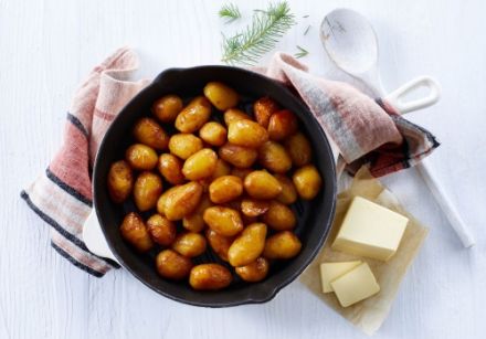Danish Sugar Browned Potatoes (Brunede kartofler)