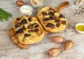 Pizza-inspired focaccia with French Shallots